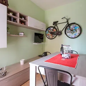 https://la-casa-di-stefania.lecce-hotels.com